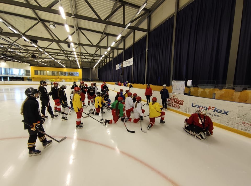 Stelpuhelgi í Egilshöllinni