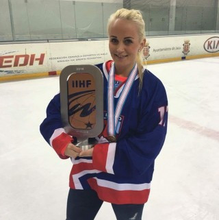 Brons verðaun á HM kvenna 2016