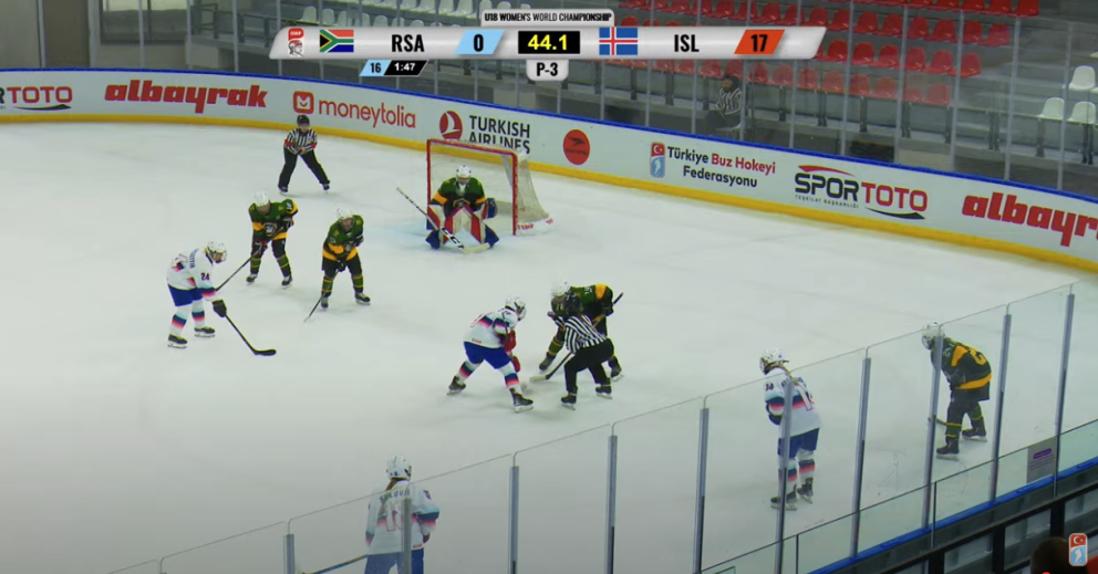 Skjáskot frá Youtube streymi 
Staðan 17-0 fyrir okkur þegar 44 sekúndur voru eftir