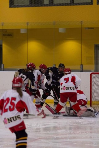 Frá leik Bjarnarins og SA í kvennaflokki