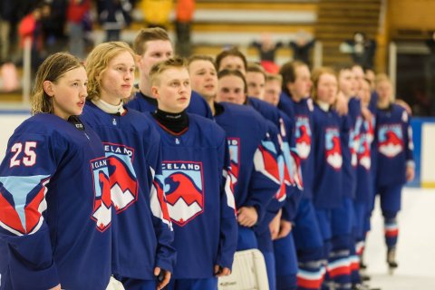 Strákarnir sigurreifir í leikslok.  Ljósmynd Gunnar Jónatansson