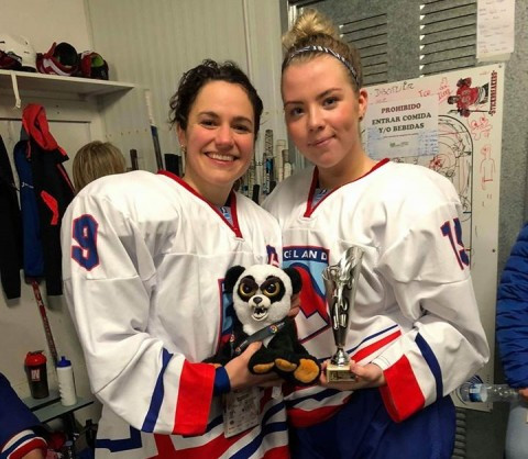 Ótrúlegur sigur hjá kvennalandsliðinu í íshokkí á móti Nýja-Sjálandi