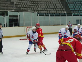 Hart tekist á í leik Íslands og Spánar