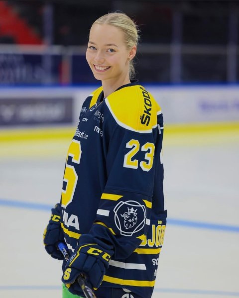 Sunna Björgvinsdóttir íshokkíkona ársins 2024